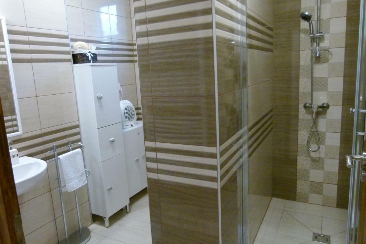 Wolf House Apartman Zalaegerszeg Εξωτερικό φωτογραφία