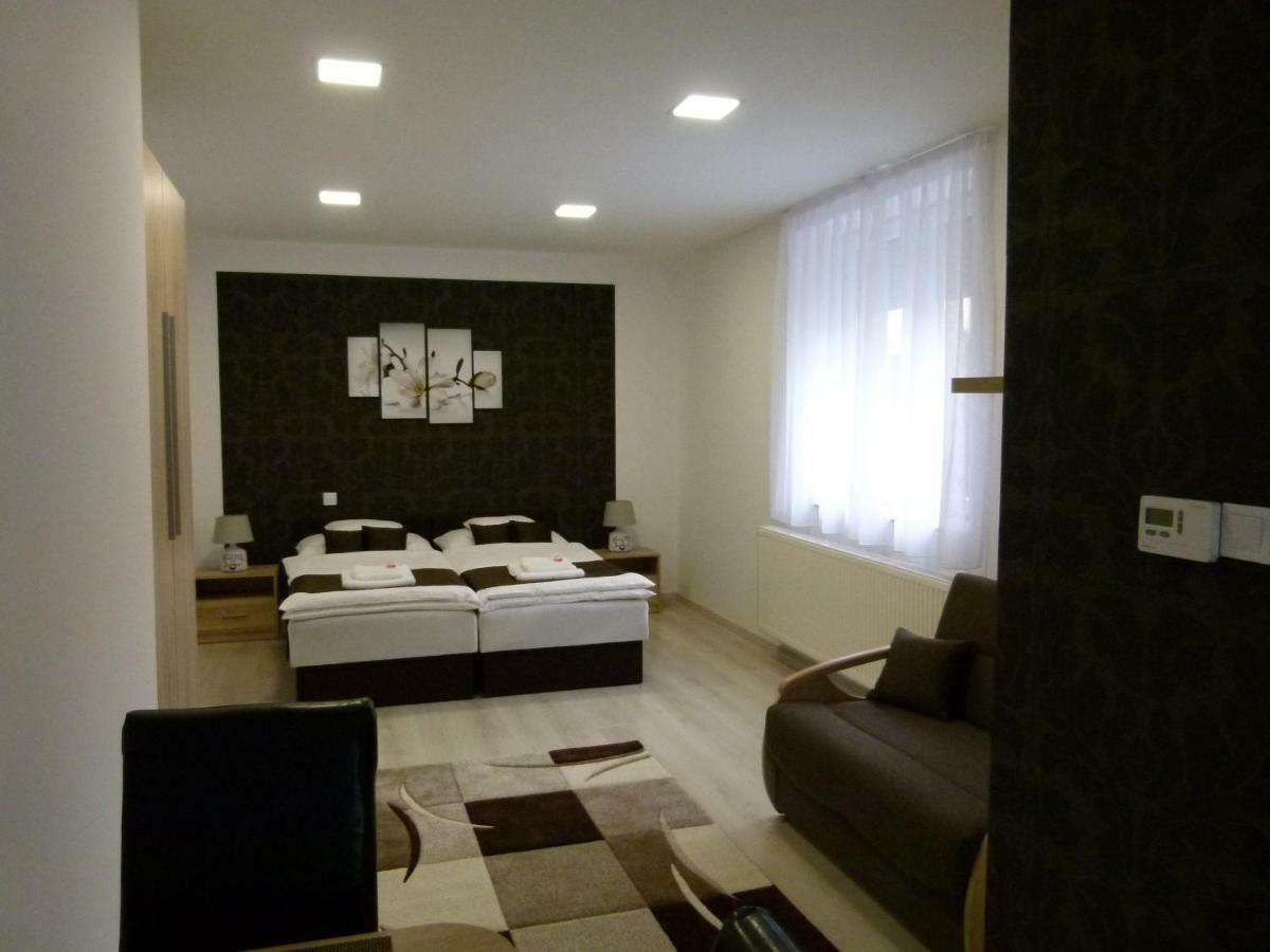 Wolf House Apartman Zalaegerszeg Εξωτερικό φωτογραφία