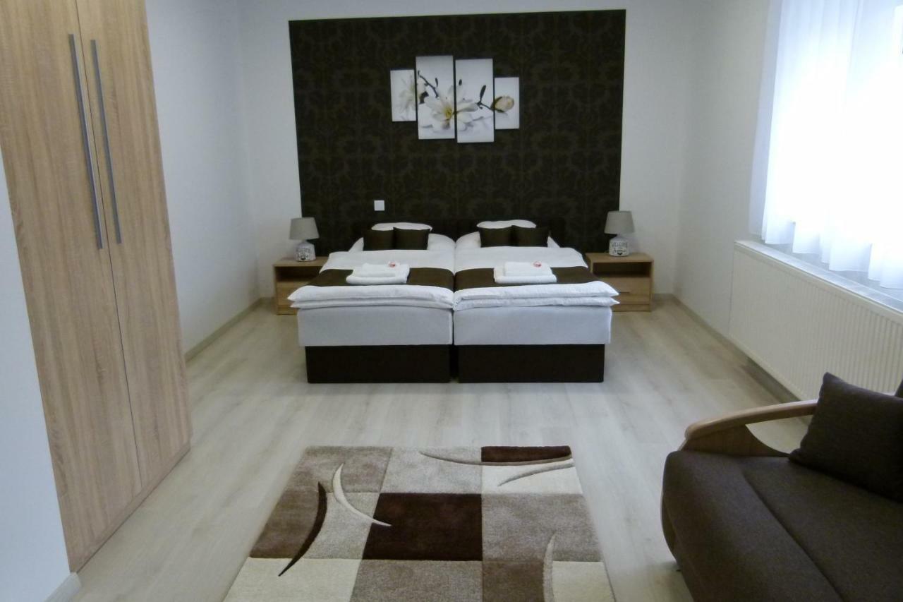 Wolf House Apartman Zalaegerszeg Εξωτερικό φωτογραφία