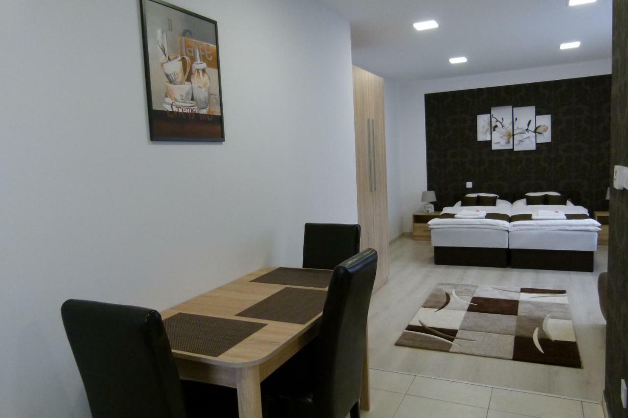 Wolf House Apartman Zalaegerszeg Εξωτερικό φωτογραφία