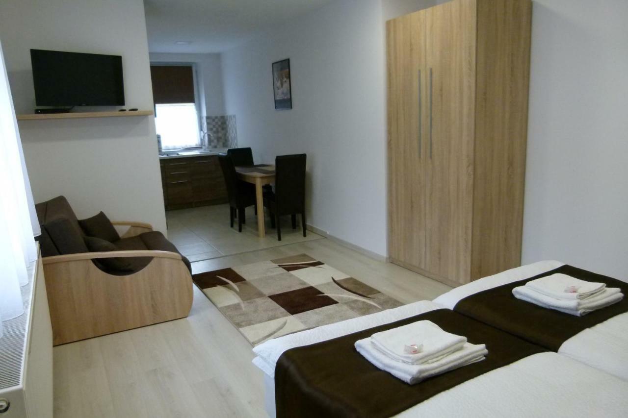 Wolf House Apartman Zalaegerszeg Εξωτερικό φωτογραφία